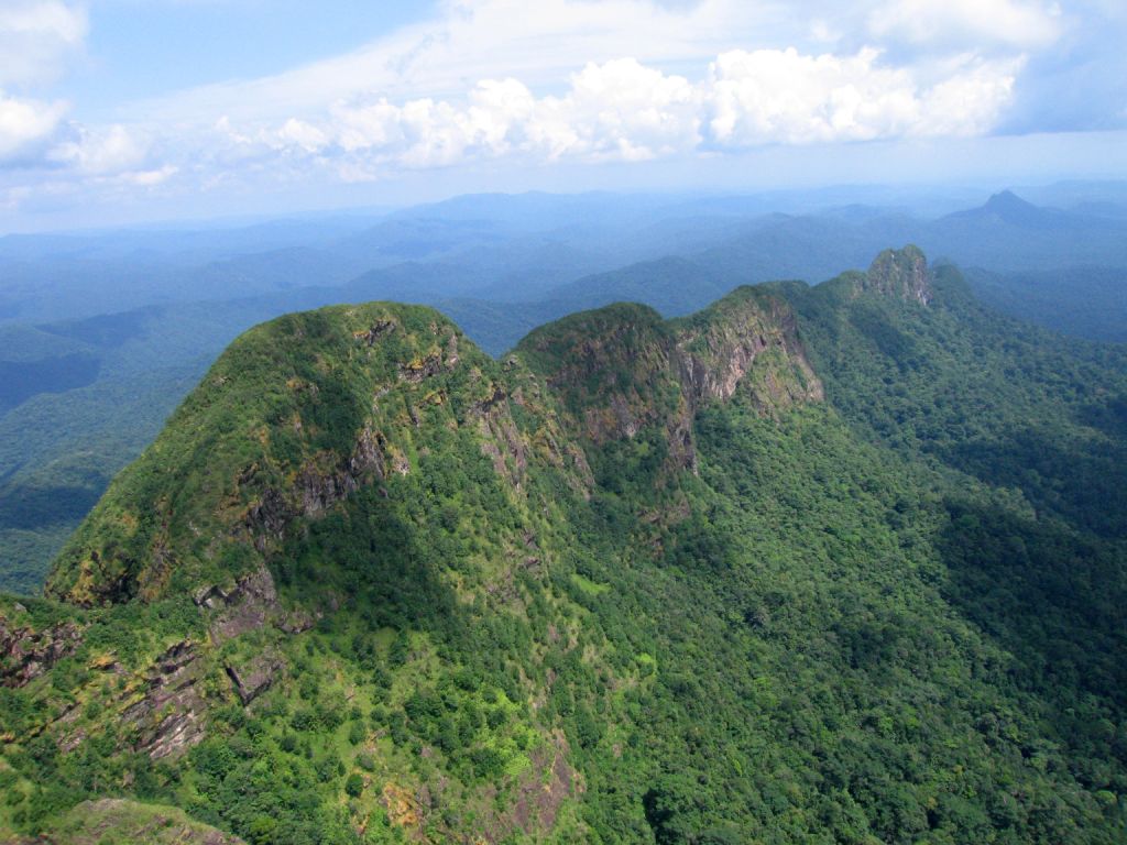 belize-largest-peak-victoria-peak