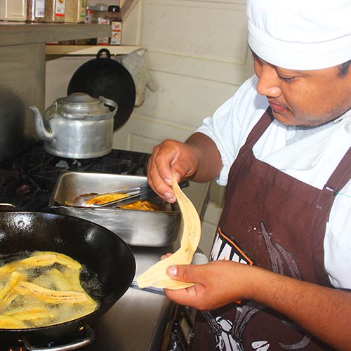Belize Cultural Tours - cooking