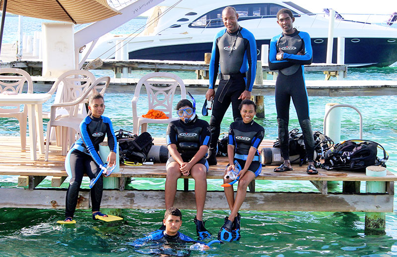 Belize Diving Tours