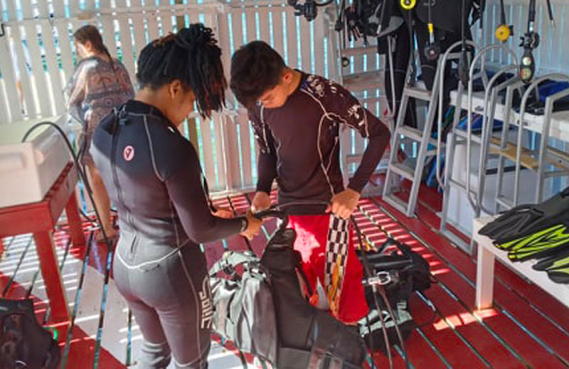 Belize dive shop