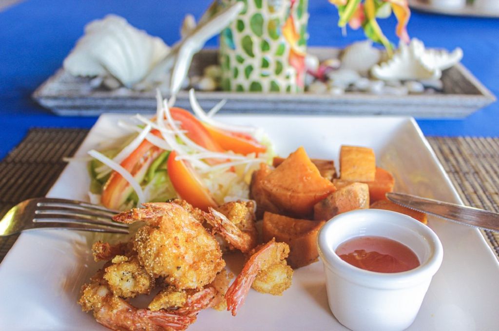 Belize island dining